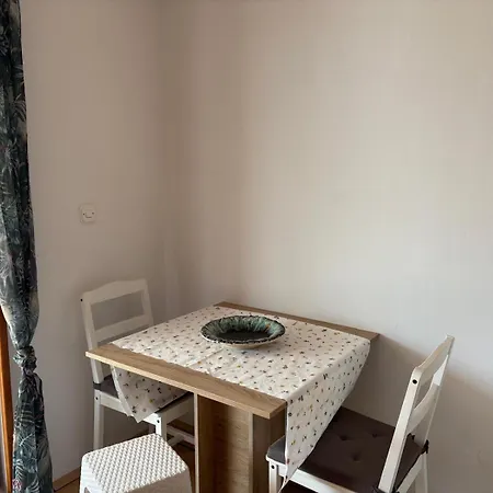 Grebaville - 1 Apartman *