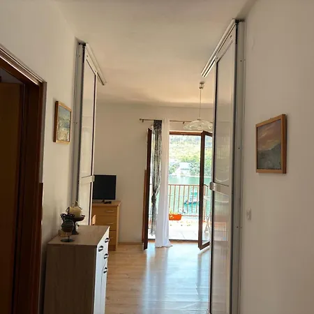 Grebaville - 1 Apartman *